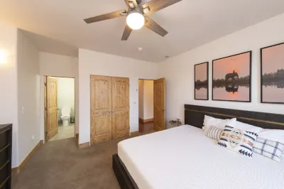 Main Street Carbondale Townhome.  Super Convenient. Hotel in zona Thunder River Theatre Company