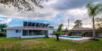 Charming 2-bedroom house with AC, WiFi in lovely Deltona