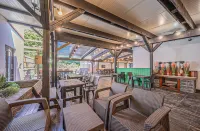 Changwon Hostel Black Pearl Pension