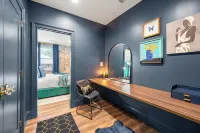 Walk to Stone Mountain Park! Boutique Loft Downtown Stone Mountain GA