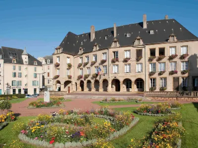 Hôtel Mercure Thionville Centre Porte du Luxembourg Các khách sạn ở Knutange