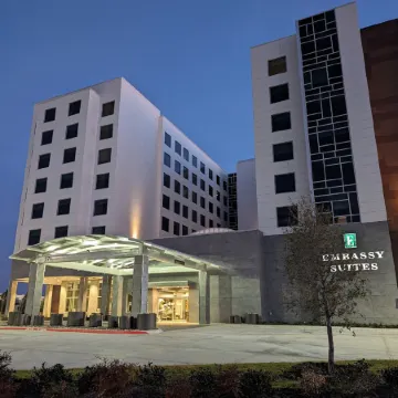 Embassy Suites by Hilton Irving Las Colinas