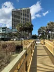 Spectacular Direct Beach ,Ocean  View 17 floor Romantic Get Away King Bed !