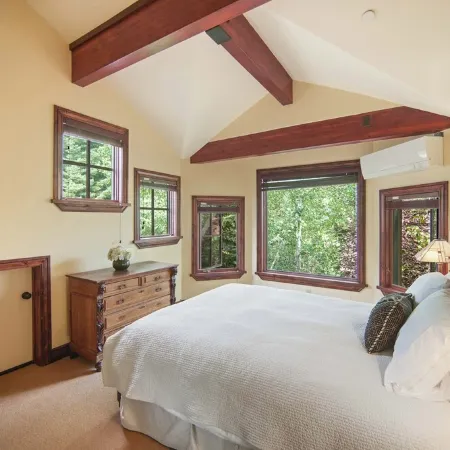 Beat the Heat! Spend 30+ Days @ Luxury 6-Bedroom Home; Walk to Canyons Village