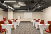 Ramada Plaza by Wyndham Ordu Hotels in Ürümbey