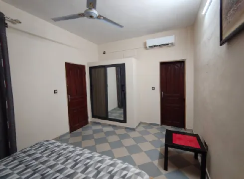 Executive King-Size Bed Room In Akpakpa Cotonou Benin Hotels in 