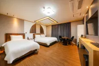 Sacheon Hotel Special