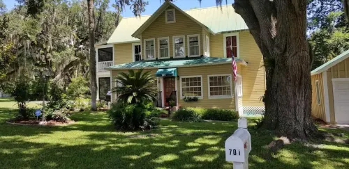 Dolan House B&B