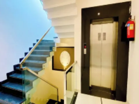 ホテル URS パレス