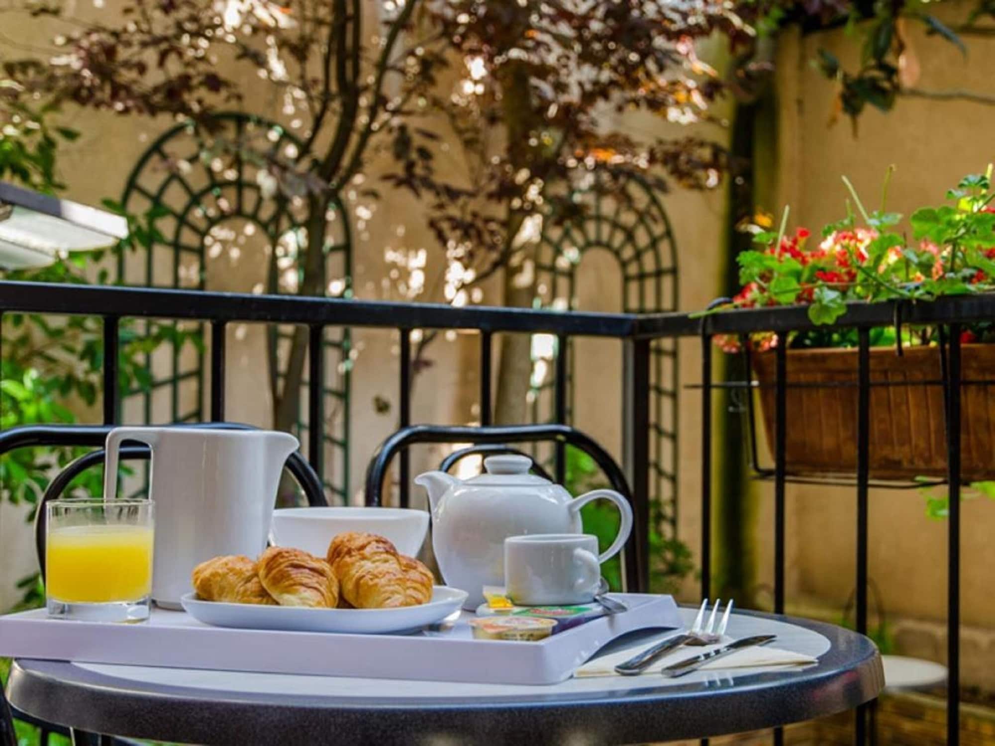 Hotel Arc Paris Porte d'Orléans Hotels in Montrouge