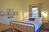 Johnson's Shut-ins State Park Hotel di 