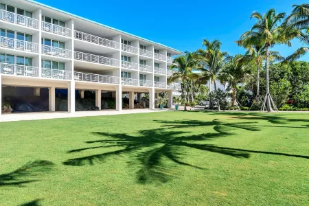 Baker's Cay Resort Key Largo, Curio Collection by Hilton