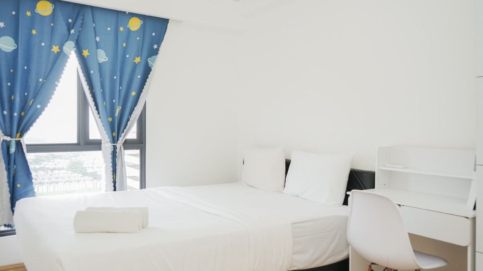 Elegant and Strategic 2Br Sky House BSD Apartment