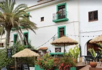 Gare du Nord Hotels in Sant Joan De Labritja