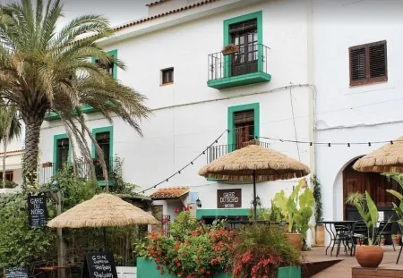 Gare du Nord Отели в г. Сан-Хуан-Баутиста