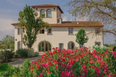 Tenuta Asmara Luxury Suites Hotels in Montopoli in Val dArno