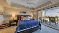 Harbor Landing 203B - Spacious Condo with Views of the Harbor and Gulf