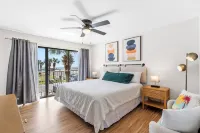 Seaside Beach & Racquet Condos