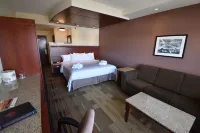 Canad Inns Destination Center Grand Forks Отели в г. 