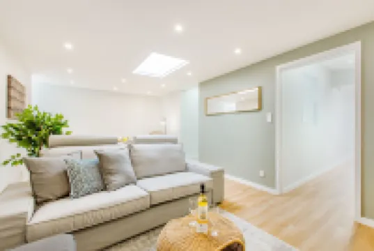 エスピーニョ ビーチ 4 ステイズ アパートメンツ