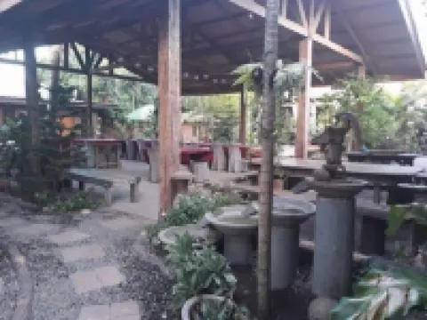 Majestic MT Pinatubo Tour and Homestay Hotels in Capas