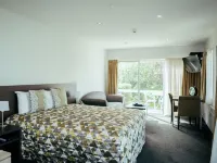 Airport Delta Motel Hotels near Avonhead