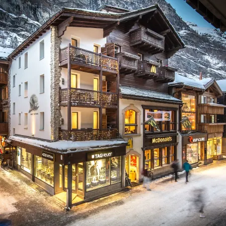 Alpine Lodge