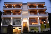 Aaroham the Watergate Hotel