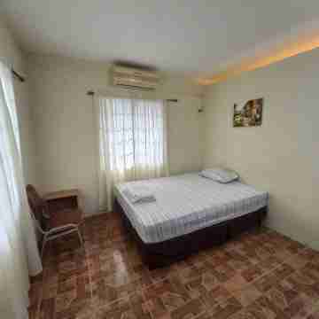 Shalom Guest House Rooms