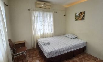 Shalom Guest House
