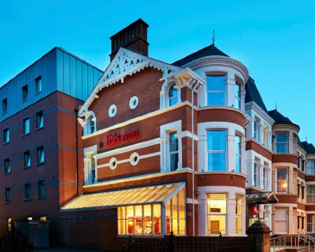 Ibis Belfast Queens Quarter Hotels in Belfast