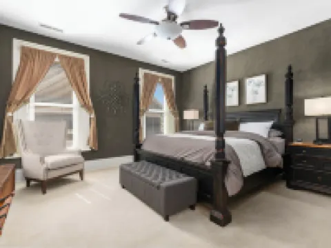 Braywood Inn Hotels in Oshkosh