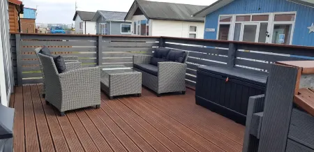 Luxury 2-Bed Modern Chalet in Bridlington