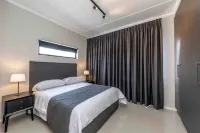 Long & Short Stays with Uncapped Wi-Fi & Security Hotels in Bryanston