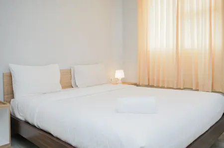 Elegant and Comfy Studio Apartment at Bintaro Icon Отели рядом с достопримечательностью «BX Rink»