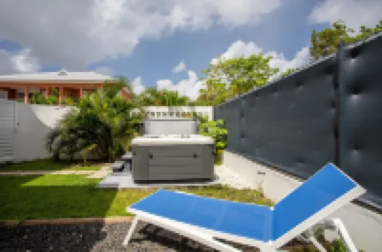 ホテル グアドループ パーム スイーツ のホテル