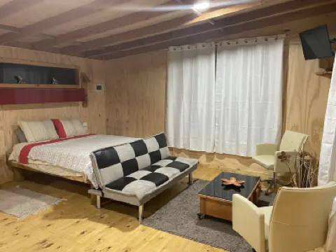 卡巴納斯米雷夫戈波多華拉斯 酒店