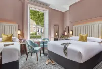 Waterloo Town House & Suites Hotels near Cafe Java Donnybrook