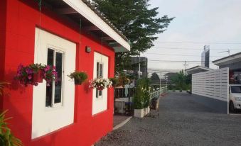 Love Box Resort