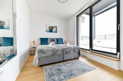 Luxury Penthouse Berin with Rooftop Terrace and Jacuzzi