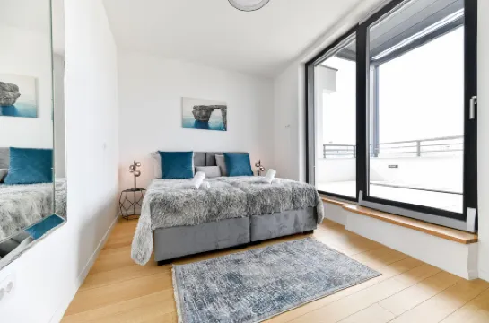 Luxury Penthouse Berin with Rooftop Terrace and Jacuzzi