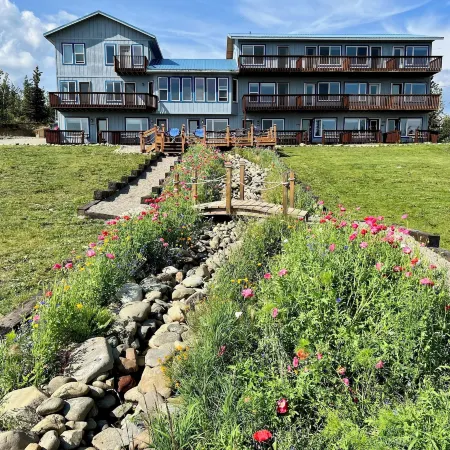 Denali Lakeview Inn