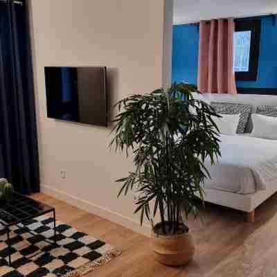 Brit Hôtel Marseille Aéroport Rooms