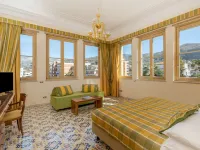 Hotel Antiche Mura Hotels near Teatro Tasso