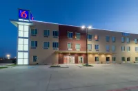 Studio 6 Denton, TX - UNT Hotels in Northlake
