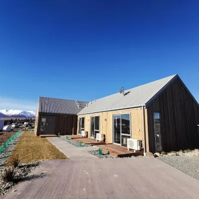 Skyrim Lodge Hotels near Chameleon Stargazing Booking Office