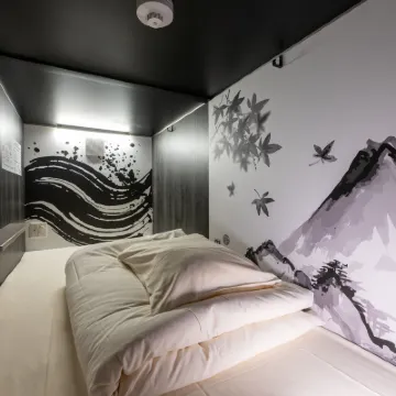 Ninja & Geisha Hotel dekat Stasiun Kamishinjo