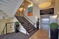 Charming 2-Bedrooms City Centre Apartment-No Party