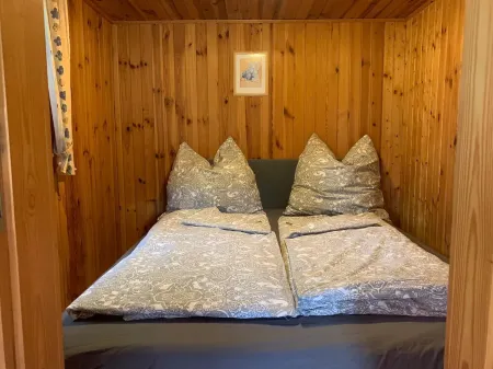 Cozy hunting lodge in Rathen