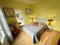 Calm Close to Paris Jo2024 - Direct Stade de France - 8 km From Eiffel Tower Hotels near Restaurant du Theatre des Gemeaux